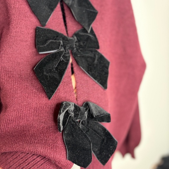 Commense Burgundy Cardigan with Black Velvet Bows - Picture 6 of 6